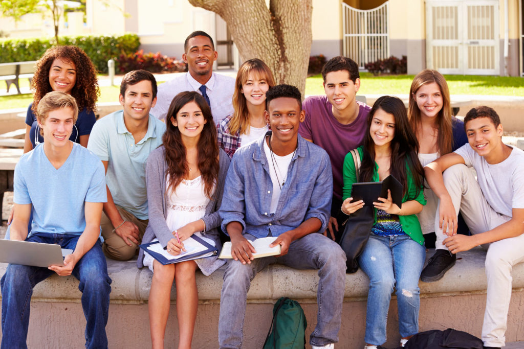 Financial Education Grant For Teens From Voya Financial