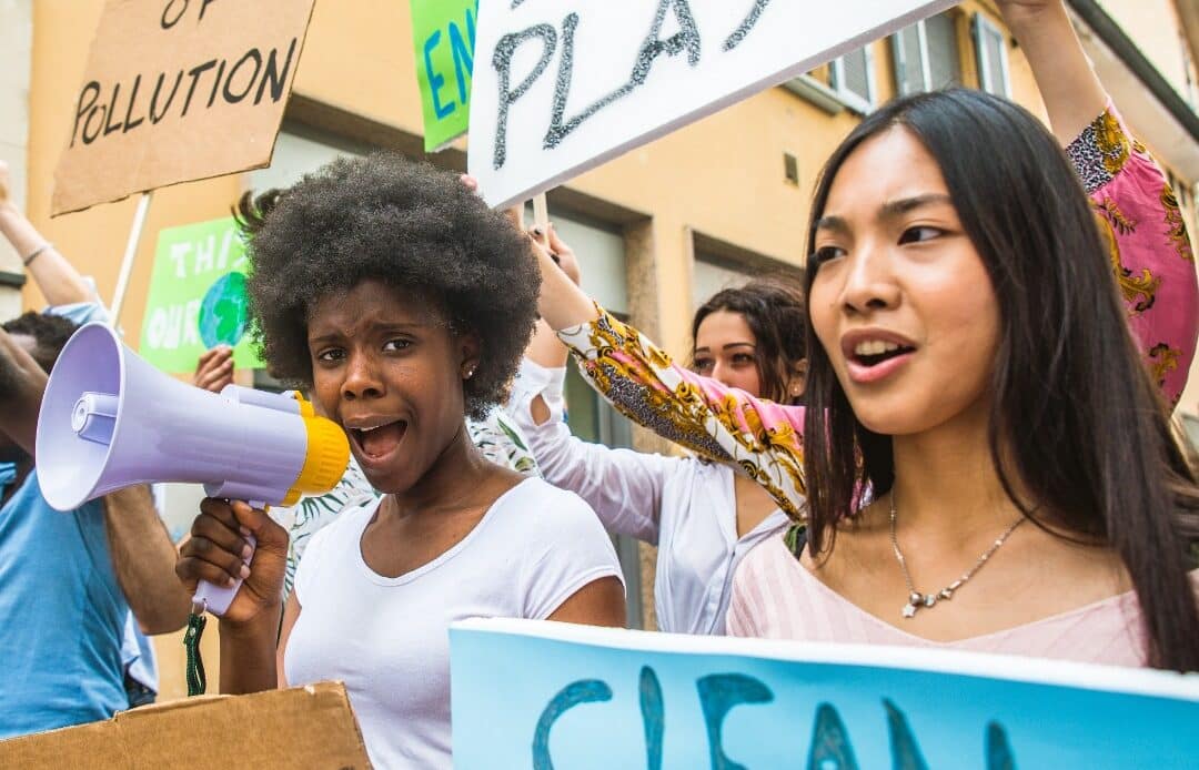 $2.6K Activist Campaigns Grant